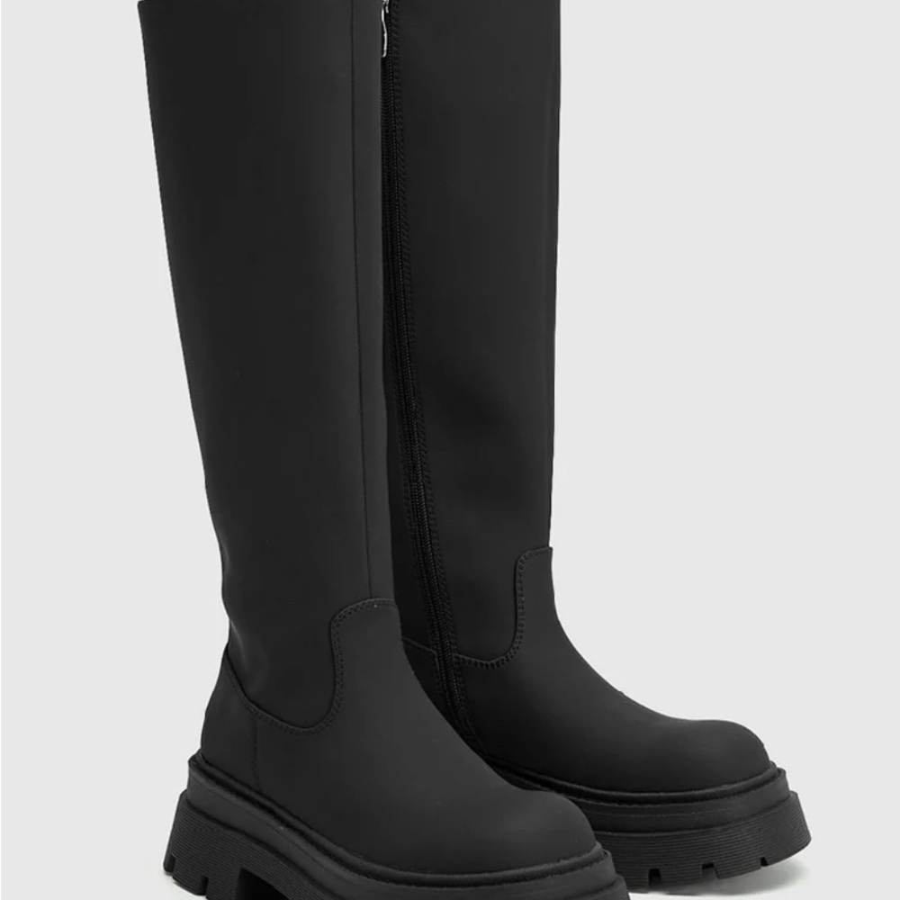 SOLD🔥ASOS round toe knee boots